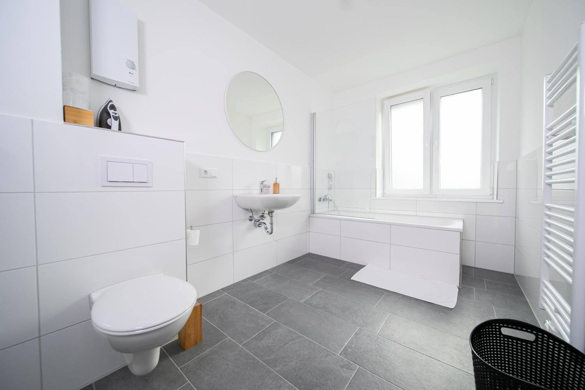 Deluxe - 1 & 2 Bedroom - Zentral - 10 Min Messe Dusseldorf