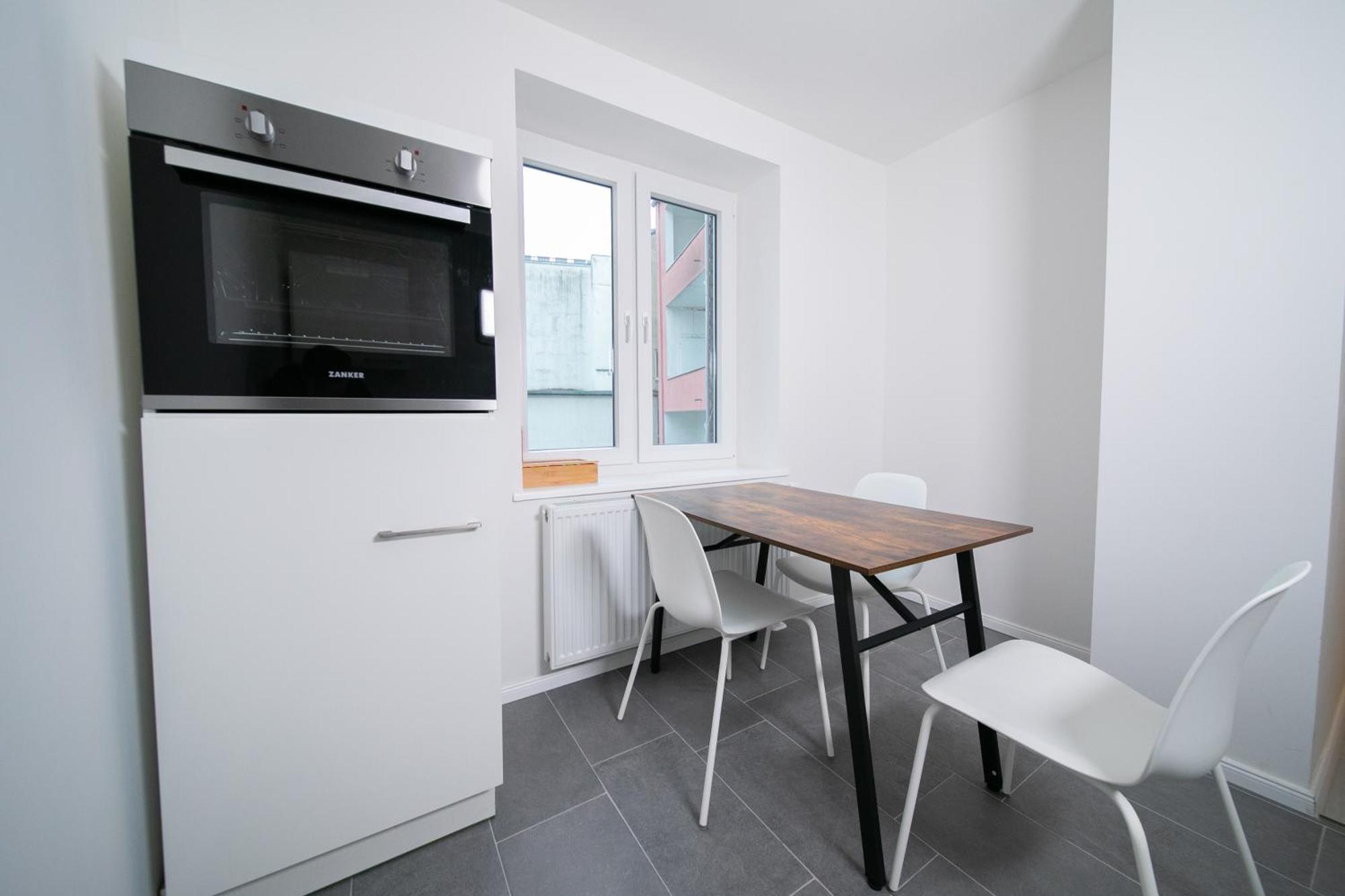 Deluxe - 1 & 2 Bedroom - Zentral - 10 Min Messe Apartment Dusseldorf