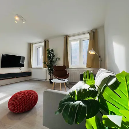 Apartment Deluxe - 1 & 2 Bedroom - Zentral - 10 Min Messe *